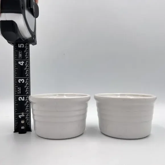 Vintage 2005 LE CREUSET‎ Stoneware Ramekins 4 oz  (150ml) White Set Of 2 - Picture 2 of 7